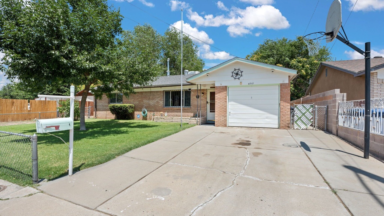 Photo of Outdoor in Pat Hurley