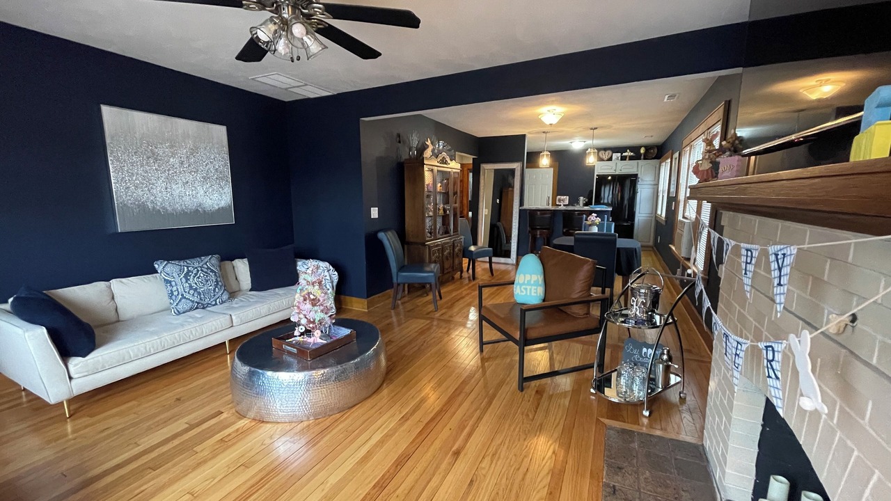 Photo of Livingroom in Syracuse