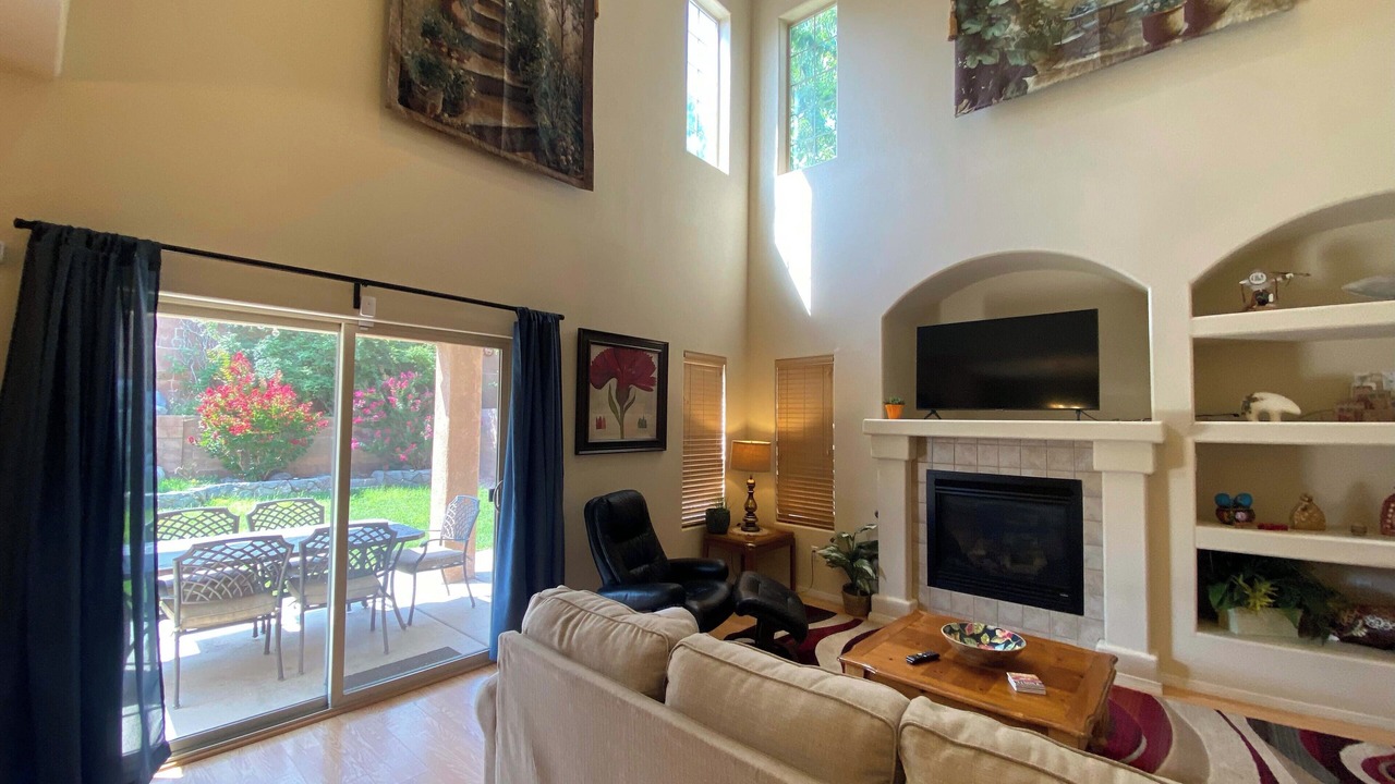 Photo of Livingroom in Taylor Ranch