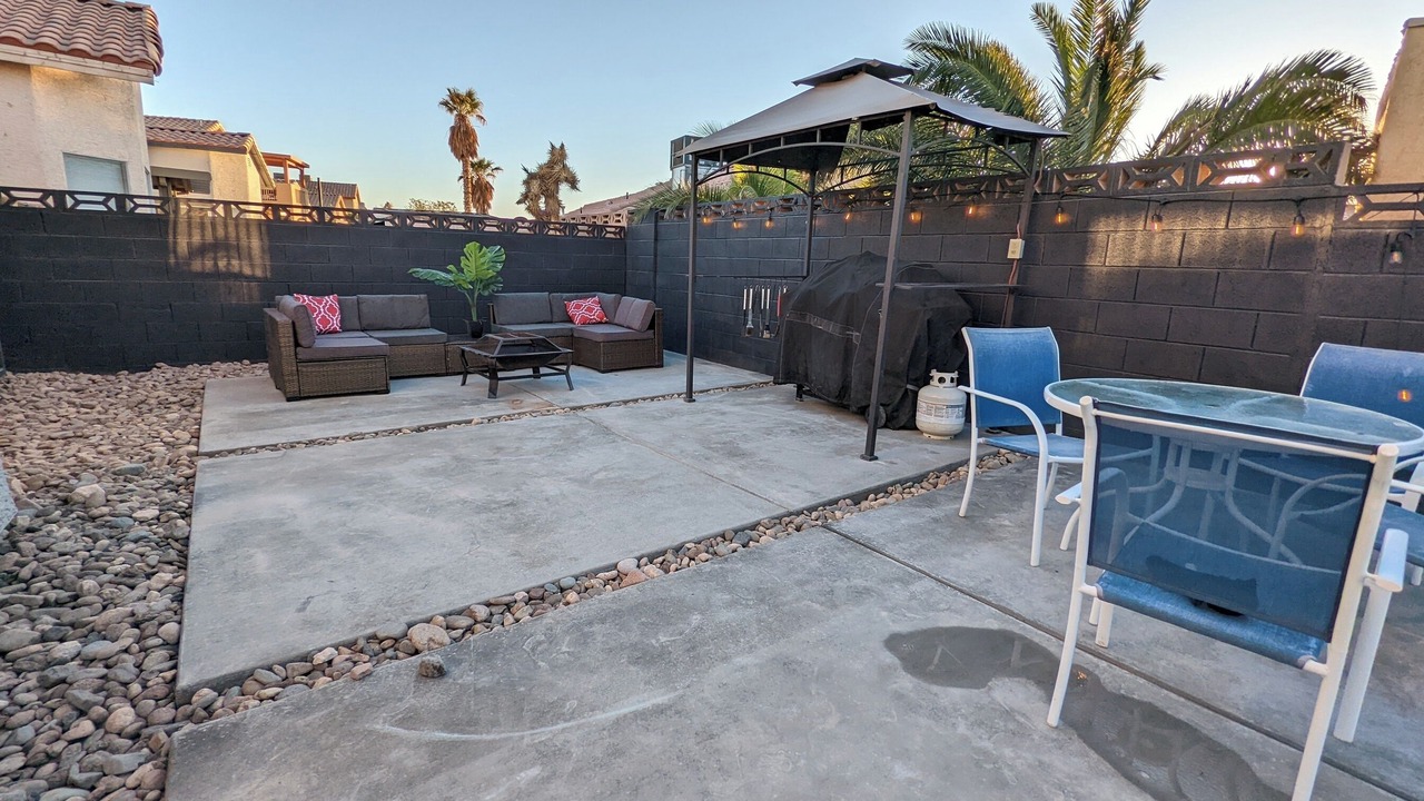 Photo of Outdoor in Sunrise Manor