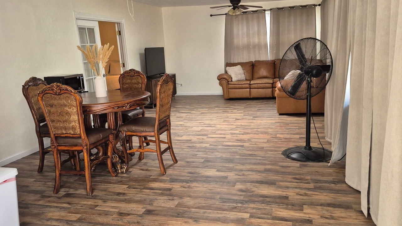 Photo of Livingroom in Rio Rancho