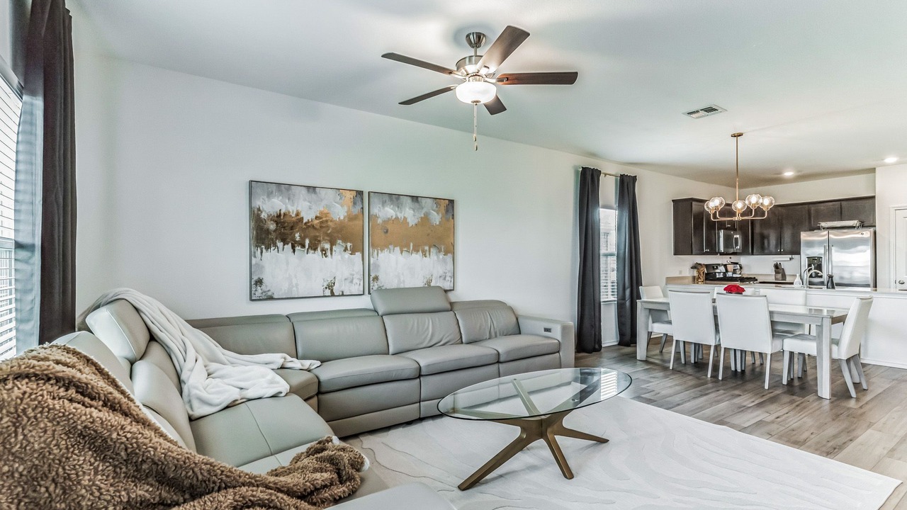 Photo of Livingroom in Del Valle