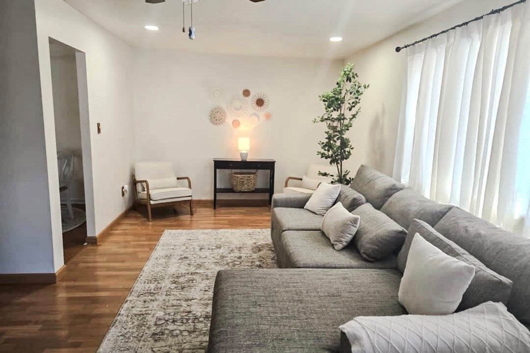 Photo of Livingroom in Newark