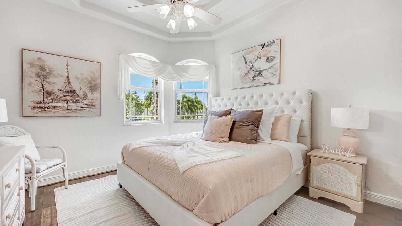 Photo of Bedroom in Eight Lakes