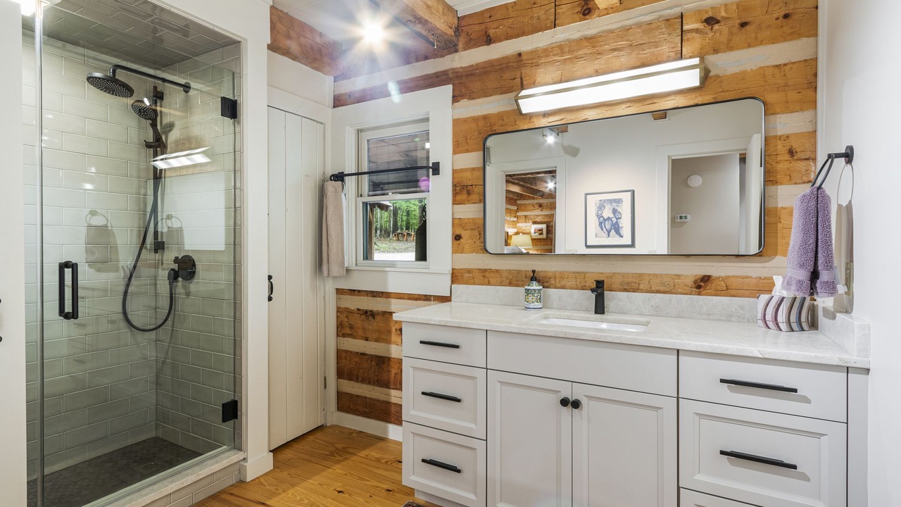 Photo of Bathroom in Clifftops
