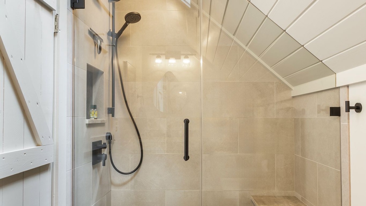 Photo of Bathroom in Clifftops