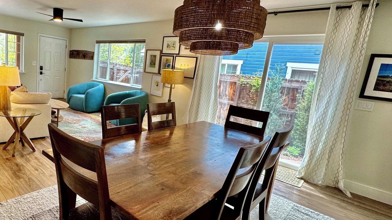 Photo of Livingroom in Carbondale