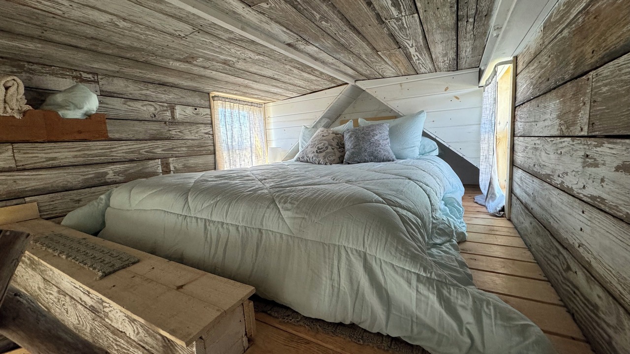 Photo of Bedroom in Social Circle