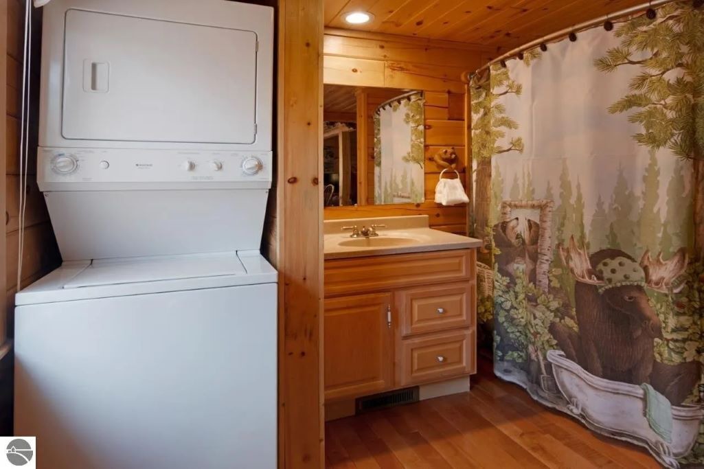 Photo of Bathroom in Bellaire