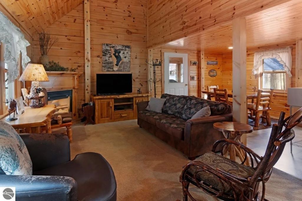 Photo of Livingroom in Bellaire