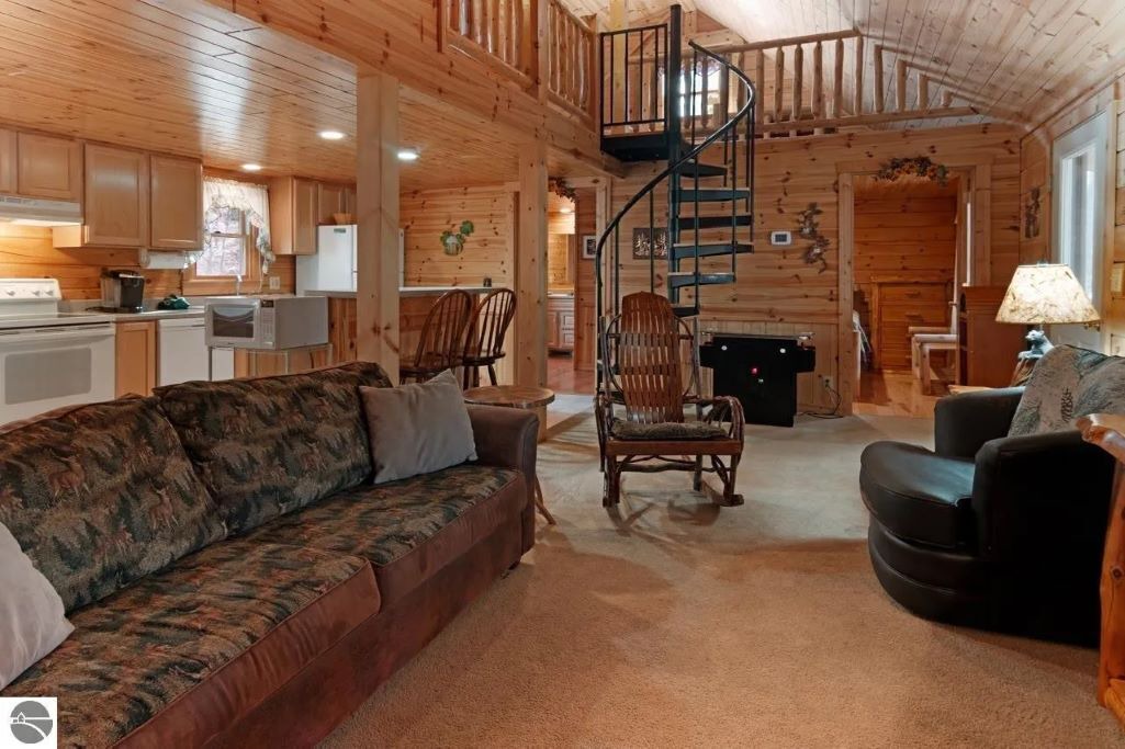 Photo of Livingroom in Bellaire
