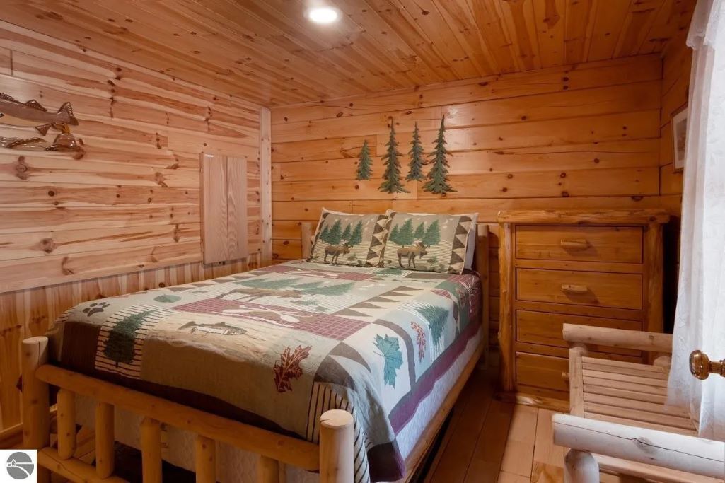 Photo of Bedroom in Bellaire