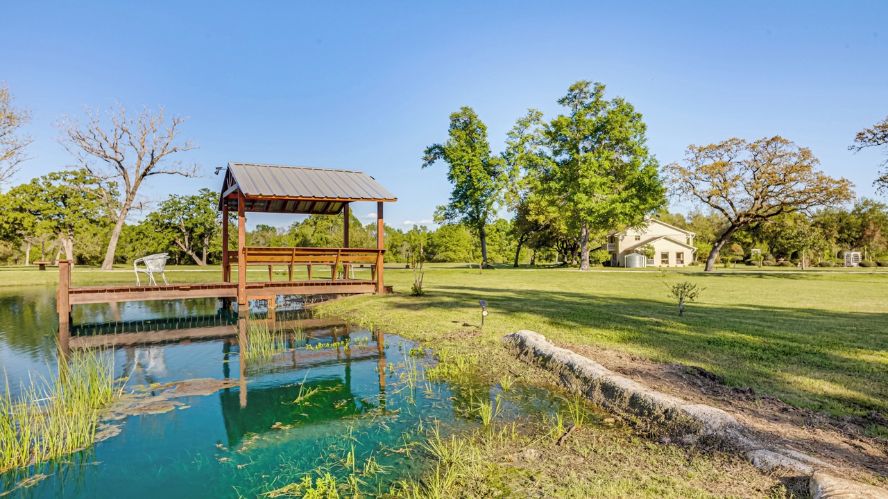 Photo of Outdoor in Madisonville