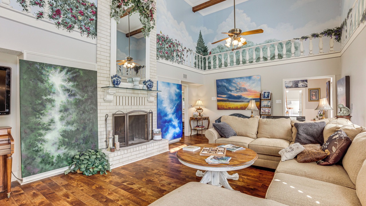 Photo of Bedroom in Madisonville