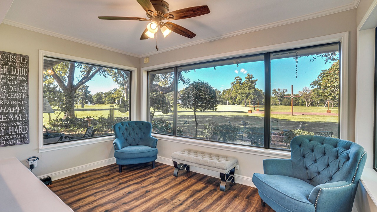 Photo of Bedroom in Madisonville