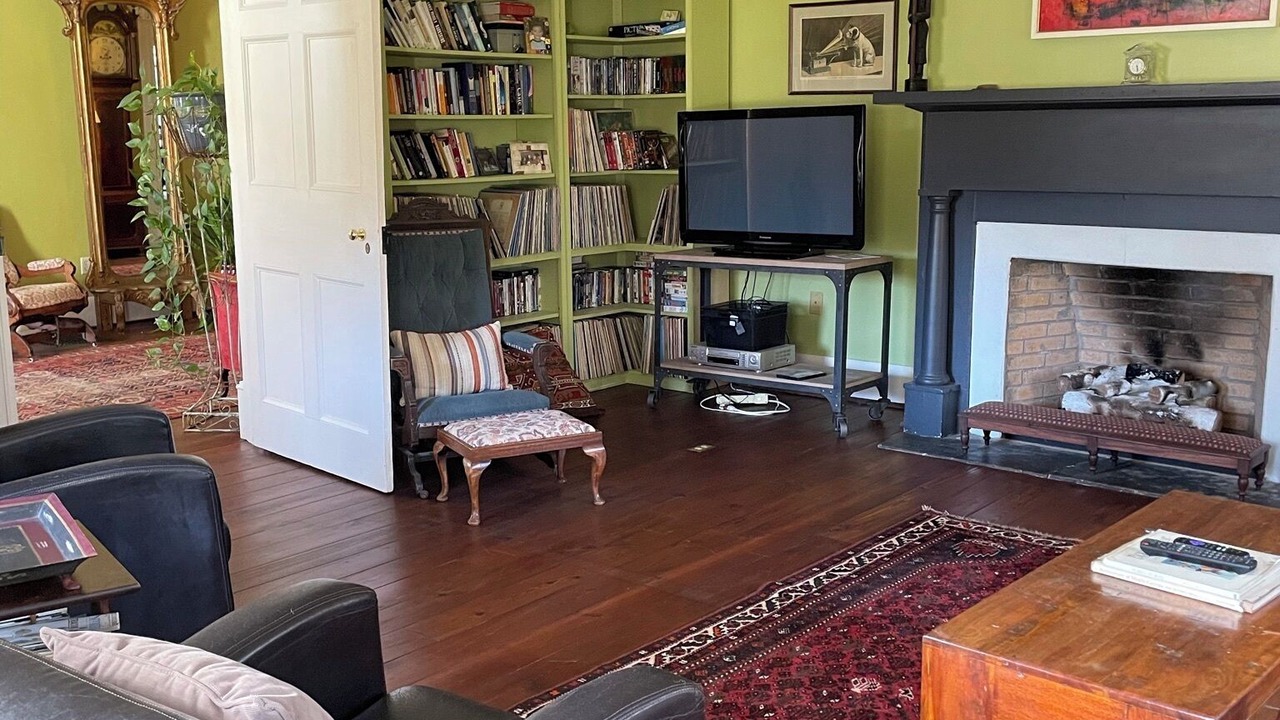 Photo of Livingroom in Eatonton