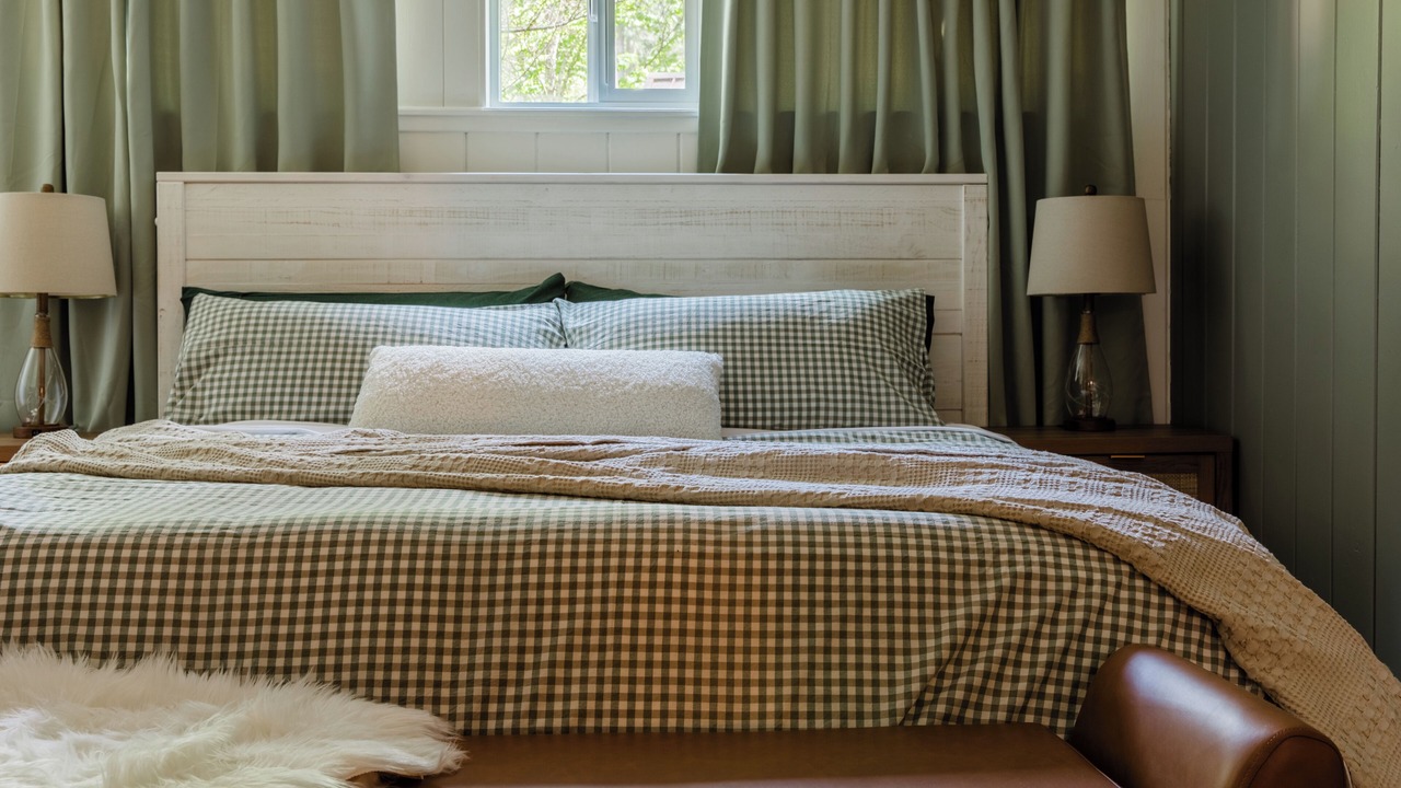 Photo of Bedroom in North Bend