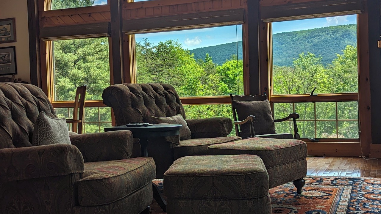 Photo of Livingroom in Berkeley Springs