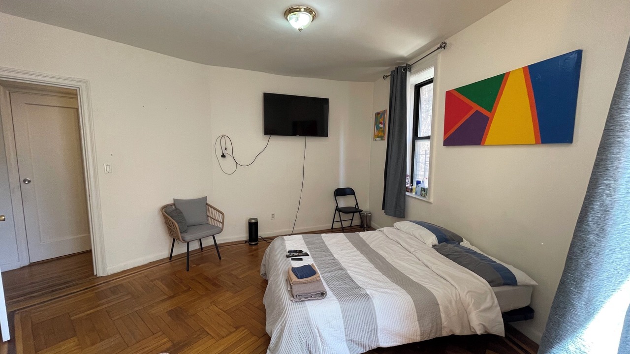Photo of Bedroom in Highbridge