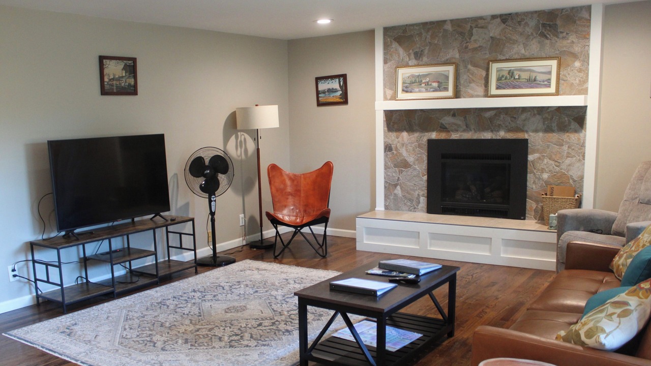 Photo of Livingroom in Edmonds