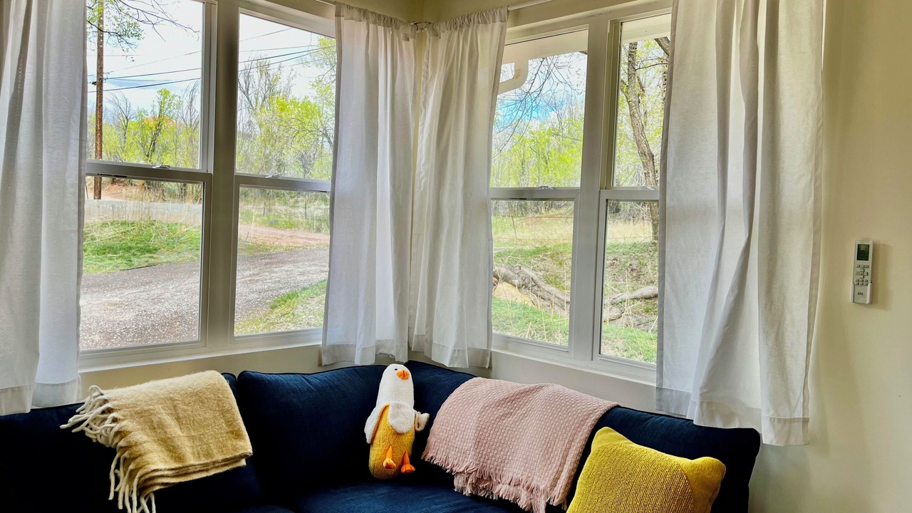 Photo of Livingroom in West Colorado Springs