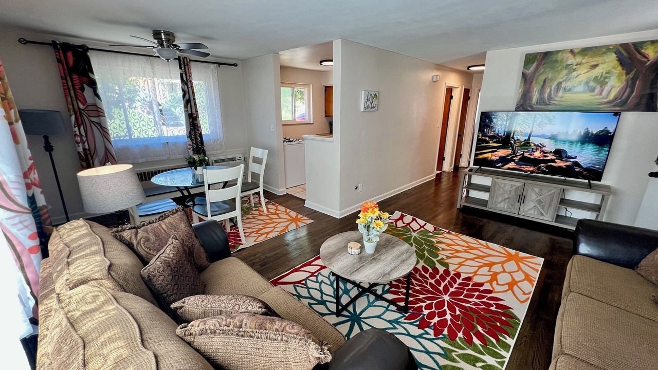 Photo of Livingroom in Westwood