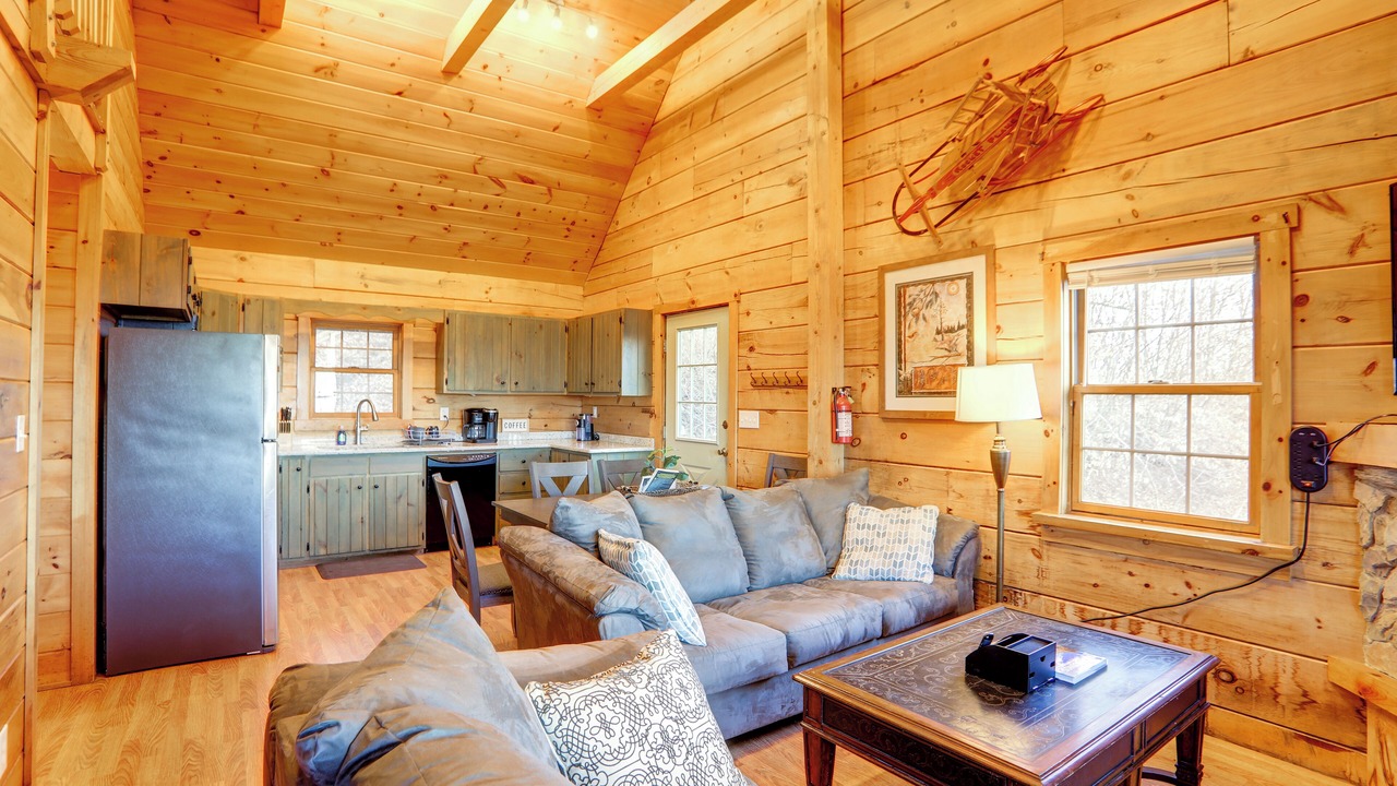 Photo of Livingroom in Hickory Hills
