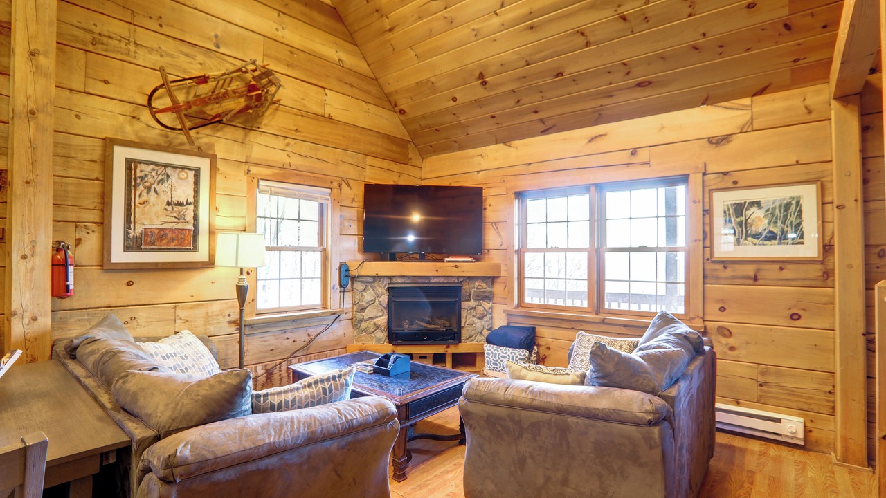 Photo of Livingroom in Hickory Hills