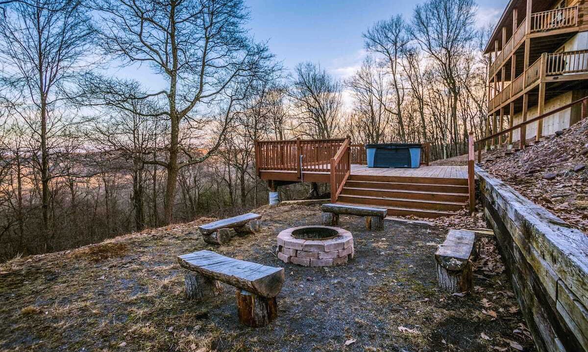 Photo of Patio Balcony in Hickory Hills