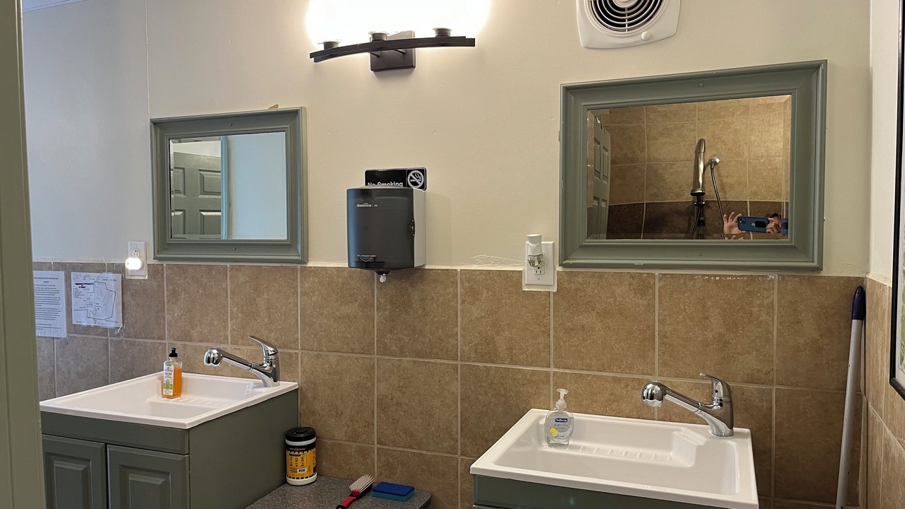 Photo of Bathroom in Aurora
