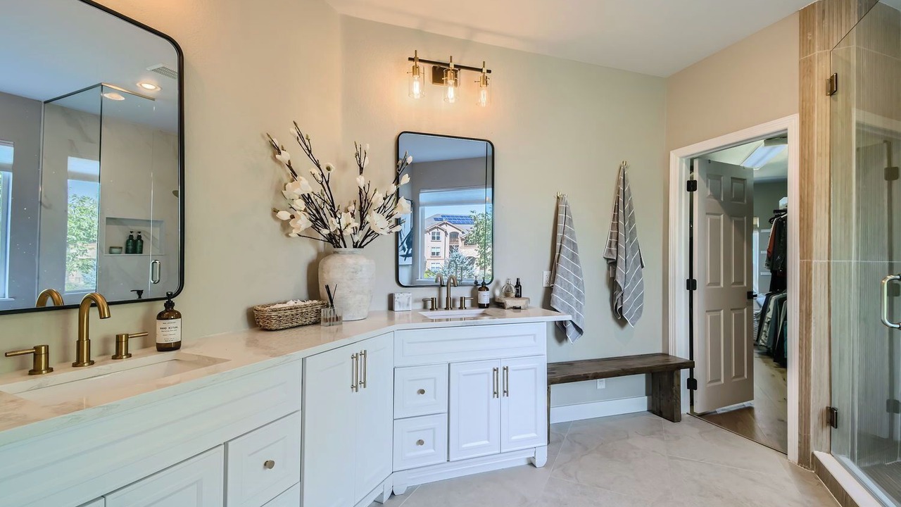 Photo of Bathroom in North Central Westminster