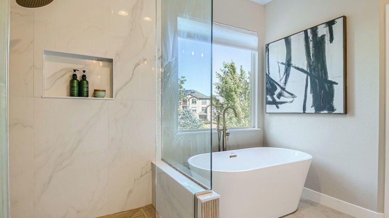 Photo of Bathroom in North Central Westminster