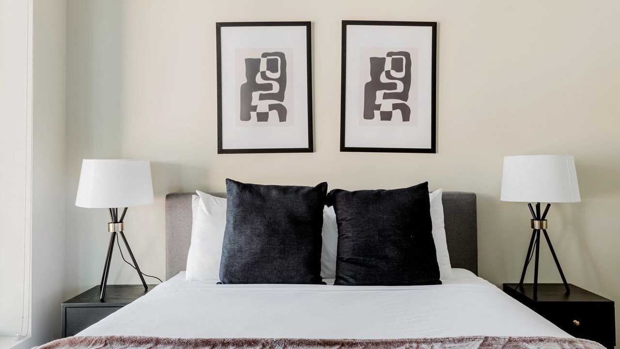 Photo of Bedroom in Theatre District