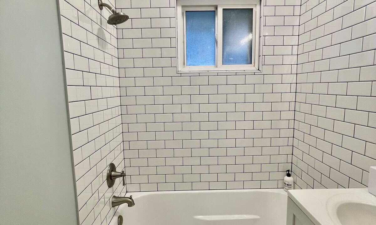 Photo of Bathroom in Joslyn Castle