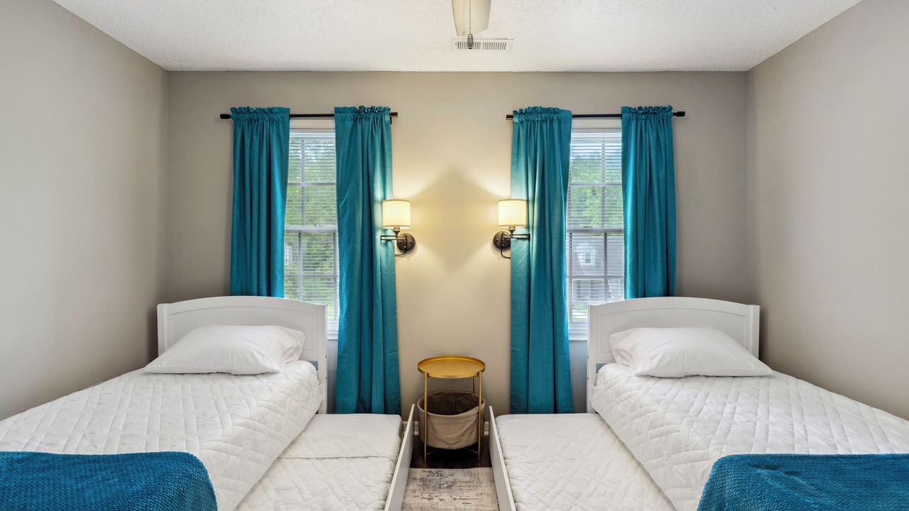 Photo of Bedroom in Normal