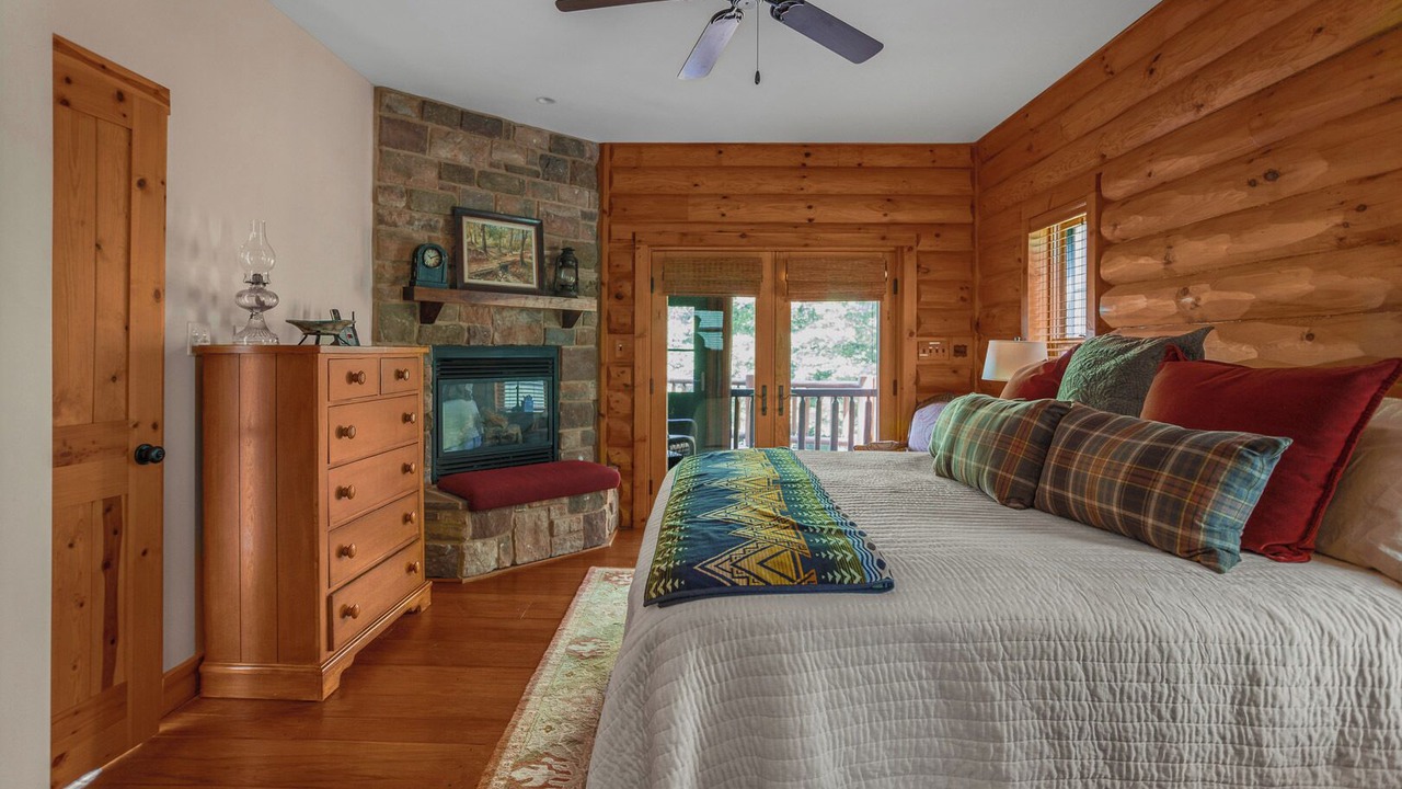 Photo of Bedroom in Huntly