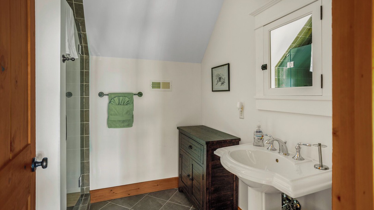 Photo of Bathroom in Huntly