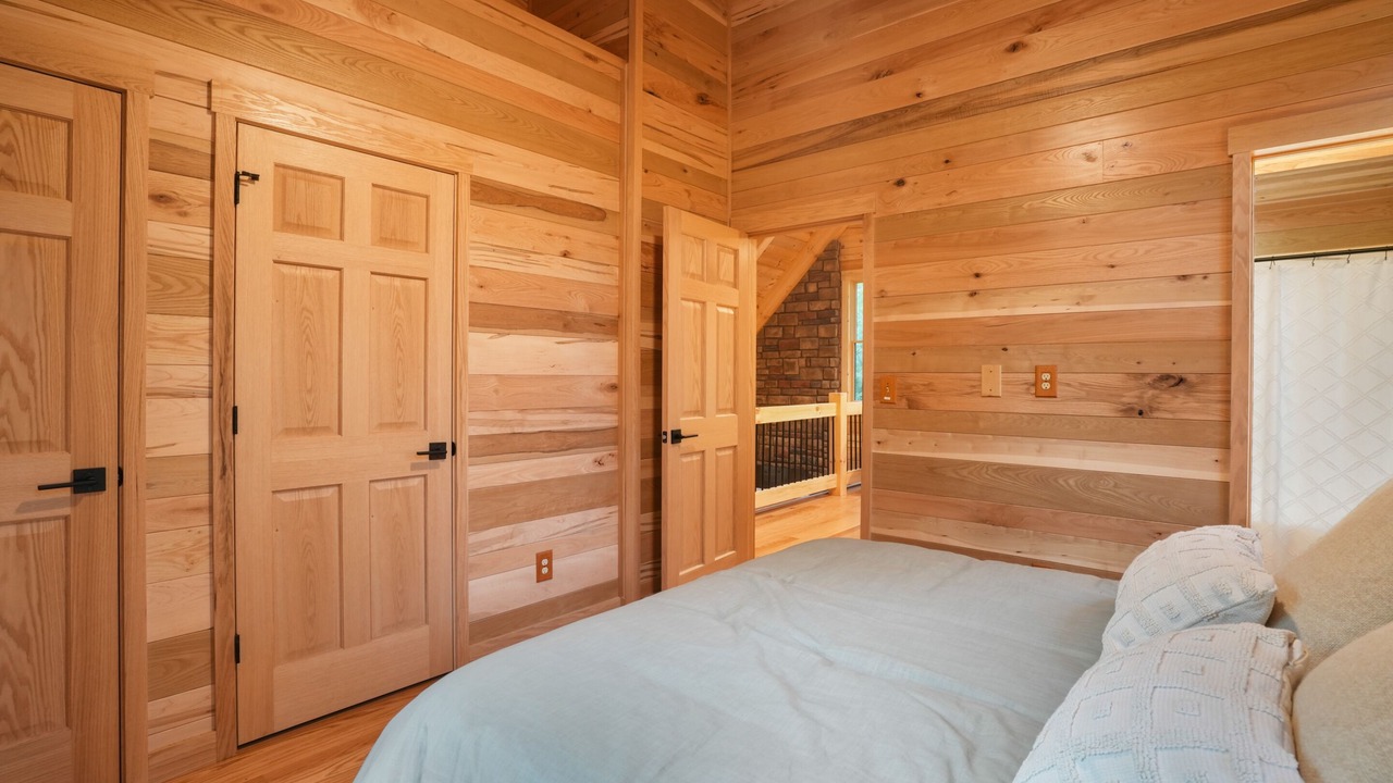 Photo of Bedroom in South Bloomingville