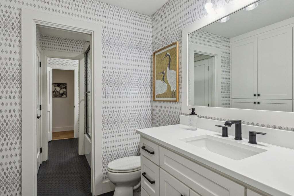 Photo of Bathroom in Enchanted Oaks