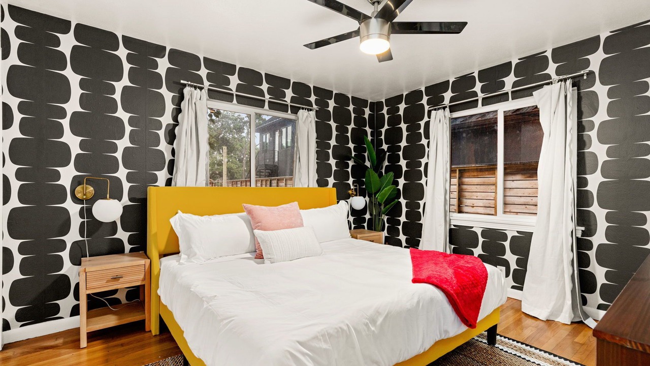 Photo of Bedroom in South Lamar