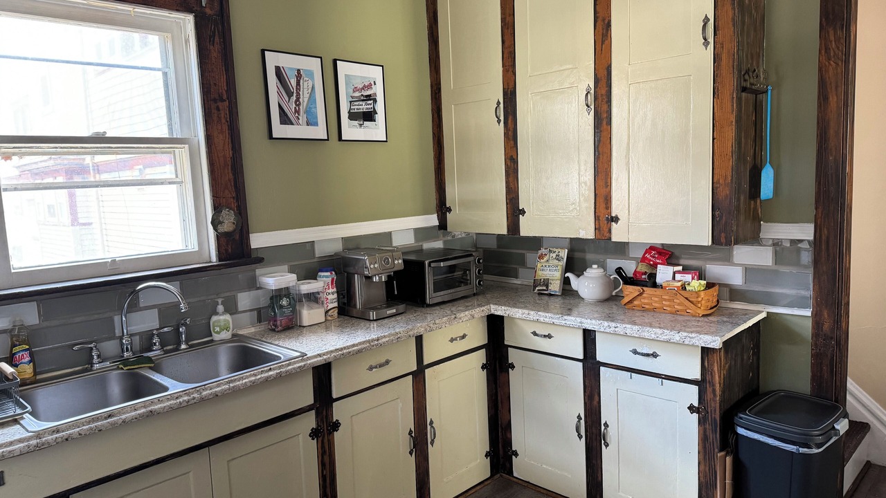 Photo of Kitchen in Highland Square