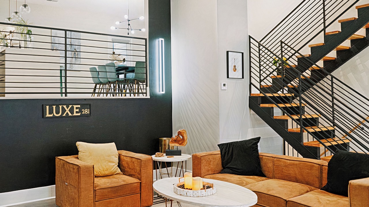 Photo of Livingroom in New Pathways