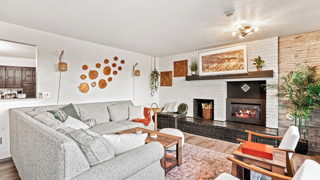 Photo of Livingroom in Scenic Heights