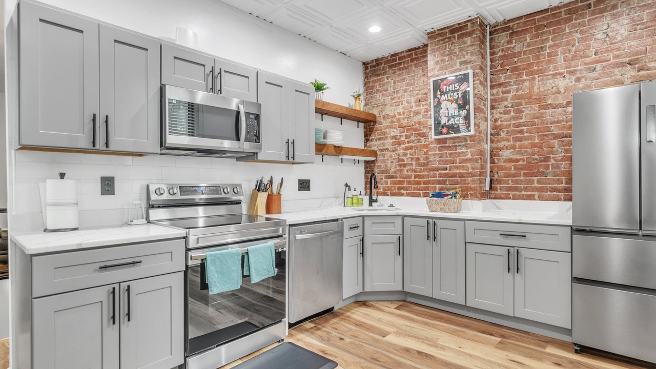 Photo of Kitchen in Metro Center