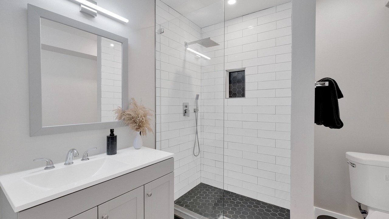 Photo of Bathroom in Washington