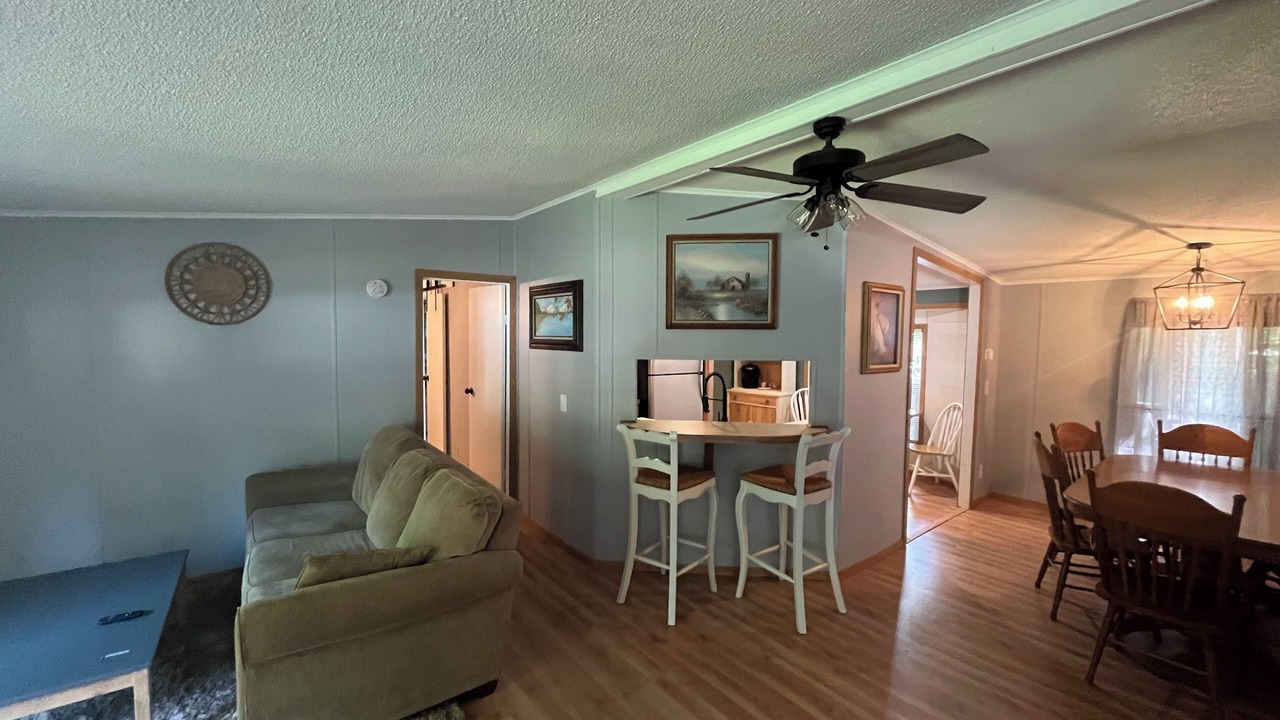 Photo of Livingroom in Sister Lakes