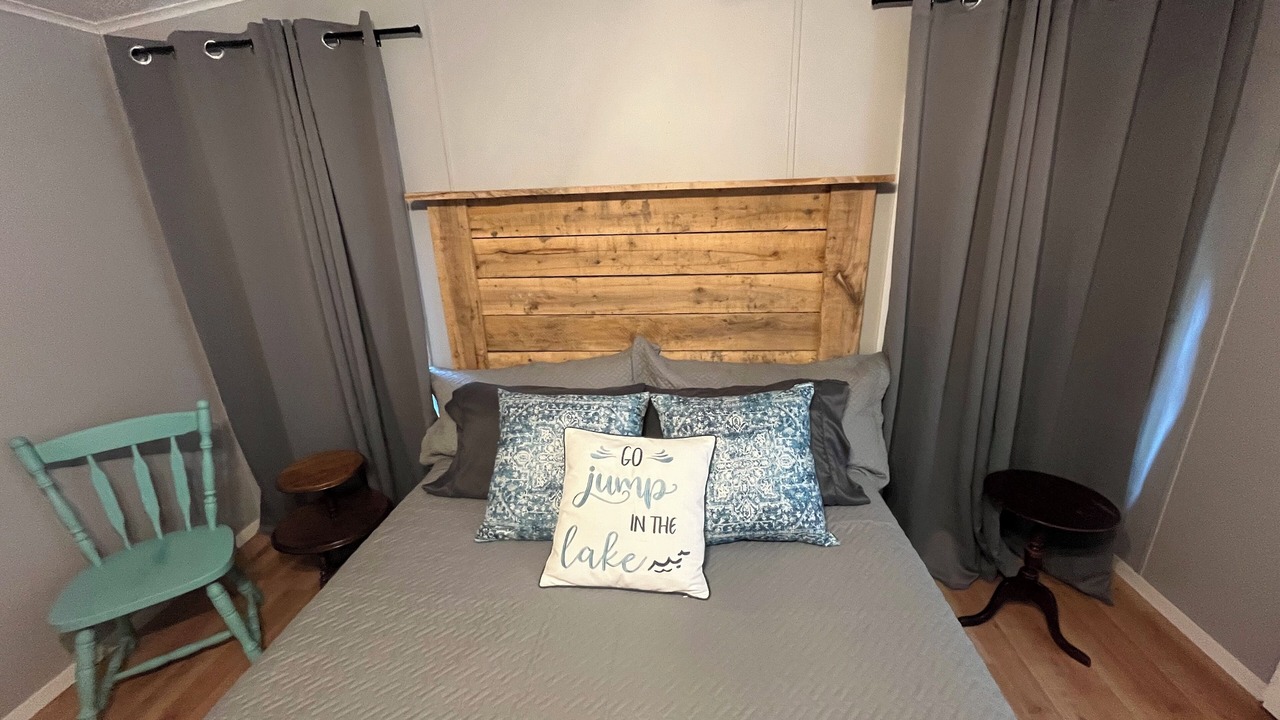 Photo of Bedroom in Sister Lakes