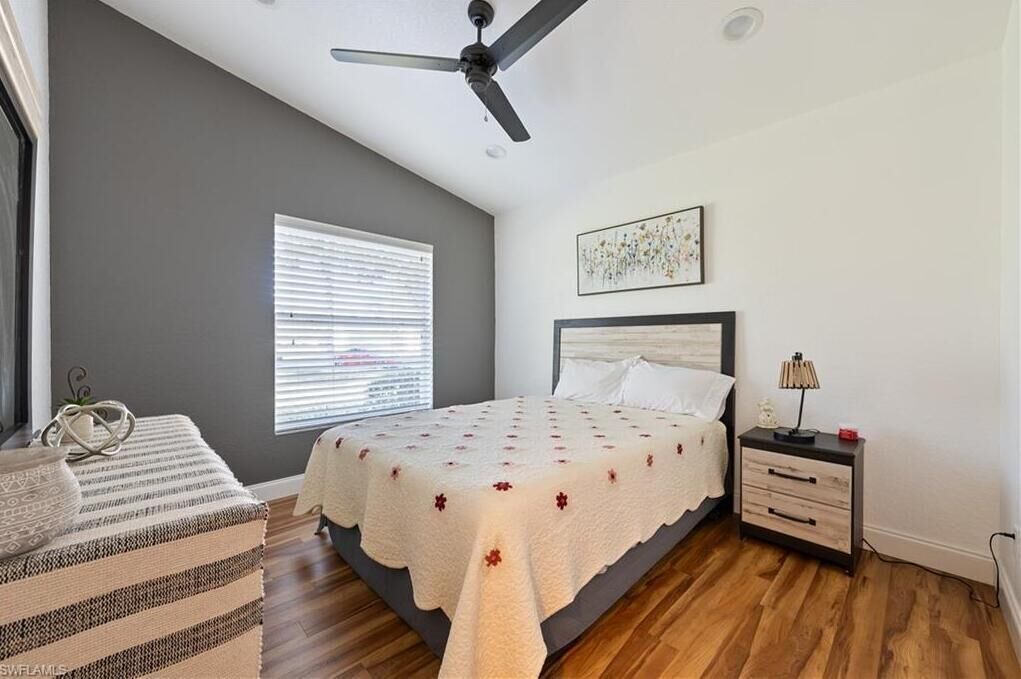 Photo of Bedroom in Kings Lake