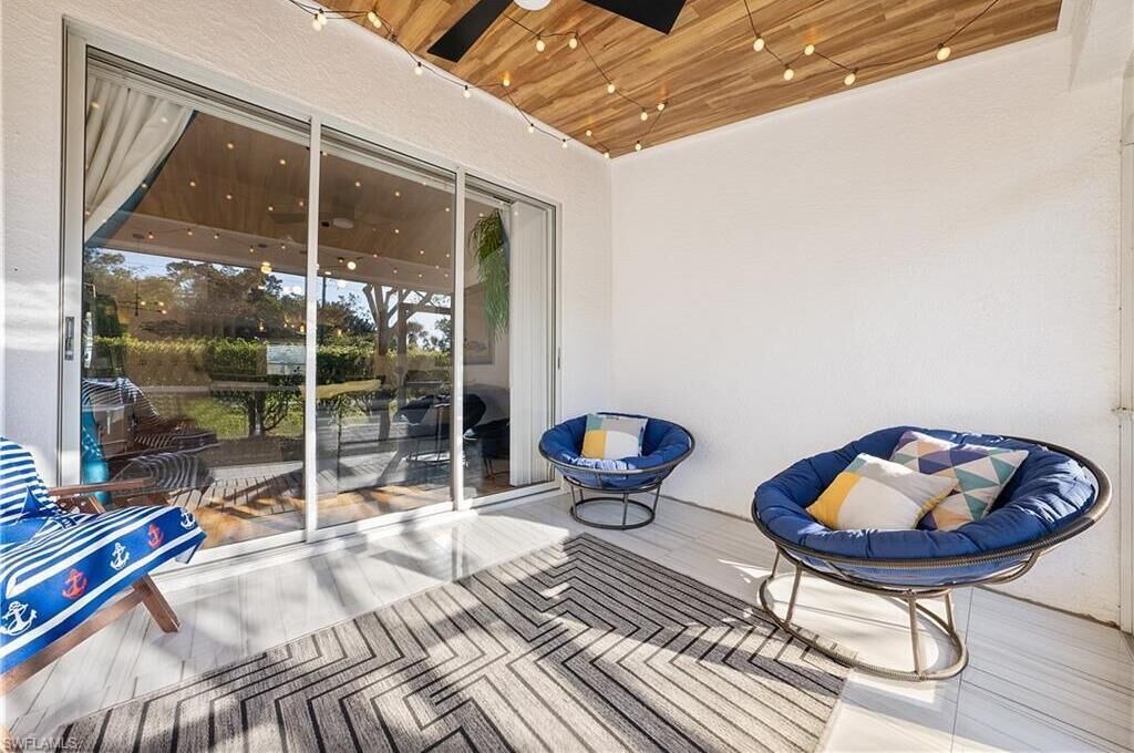 Photo of Patio Balcony in Kings Lake