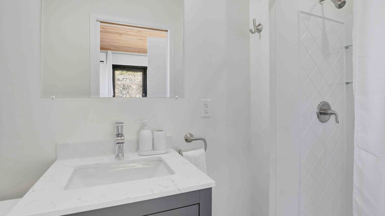 Photo of Bathroom in Little Valley